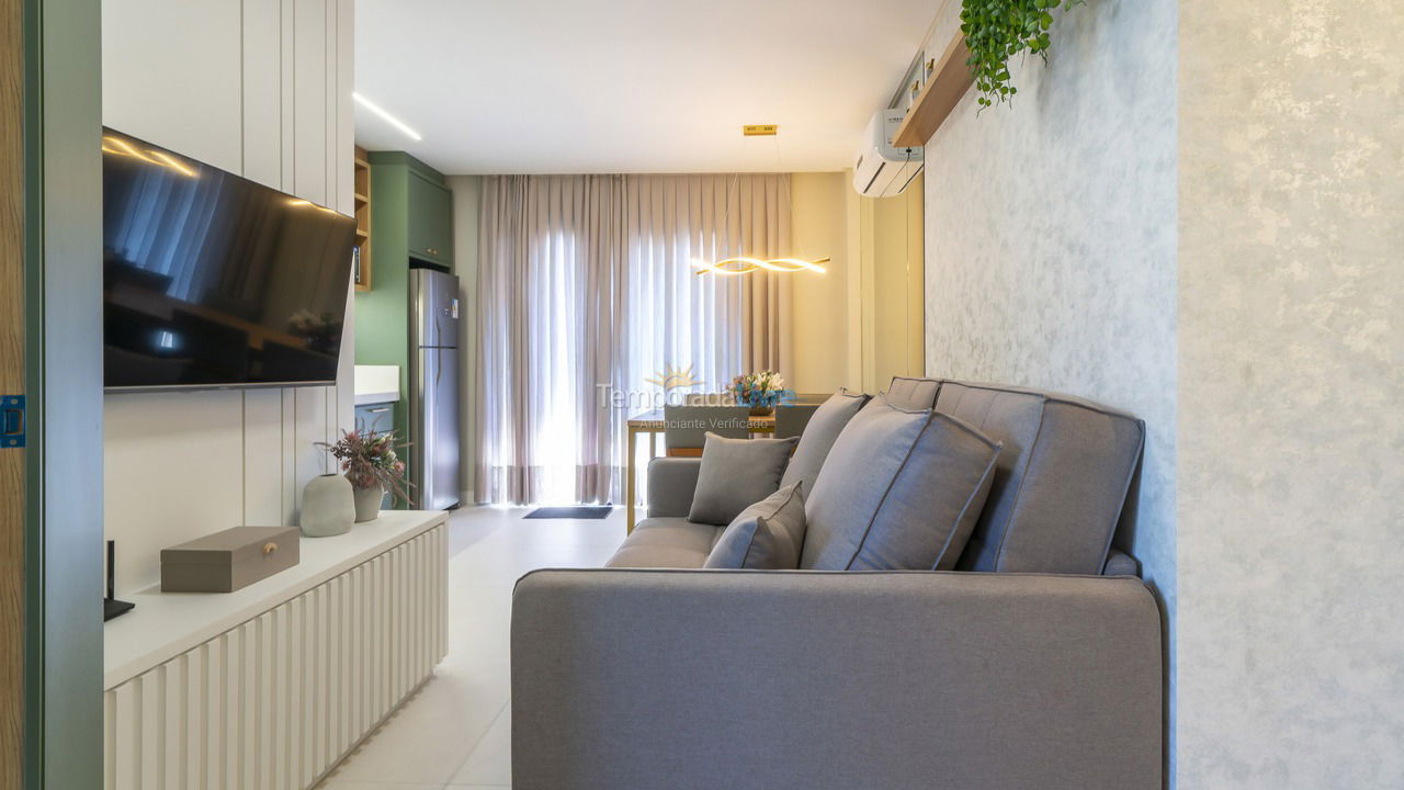 Apartamento para aluguel de temporada em Bombinhas (Praia de Bombas)