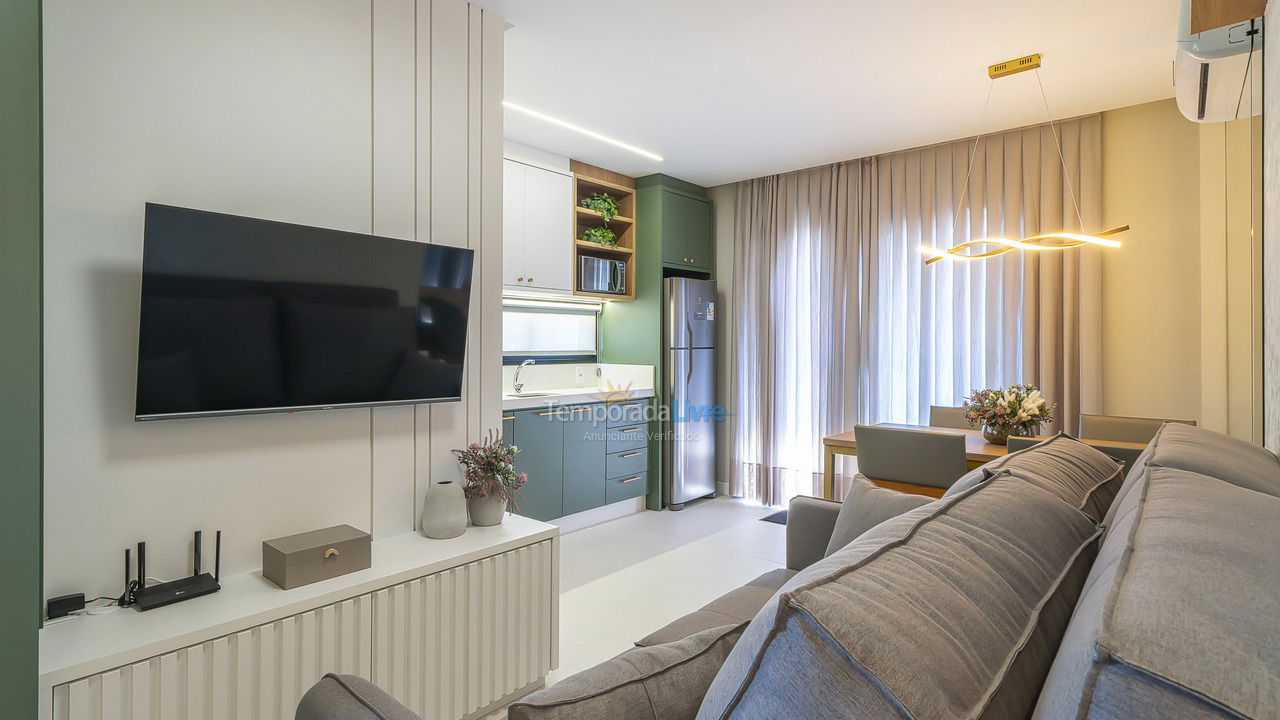 Apartamento para aluguel de temporada em Bombinhas (Praia de Bombas)