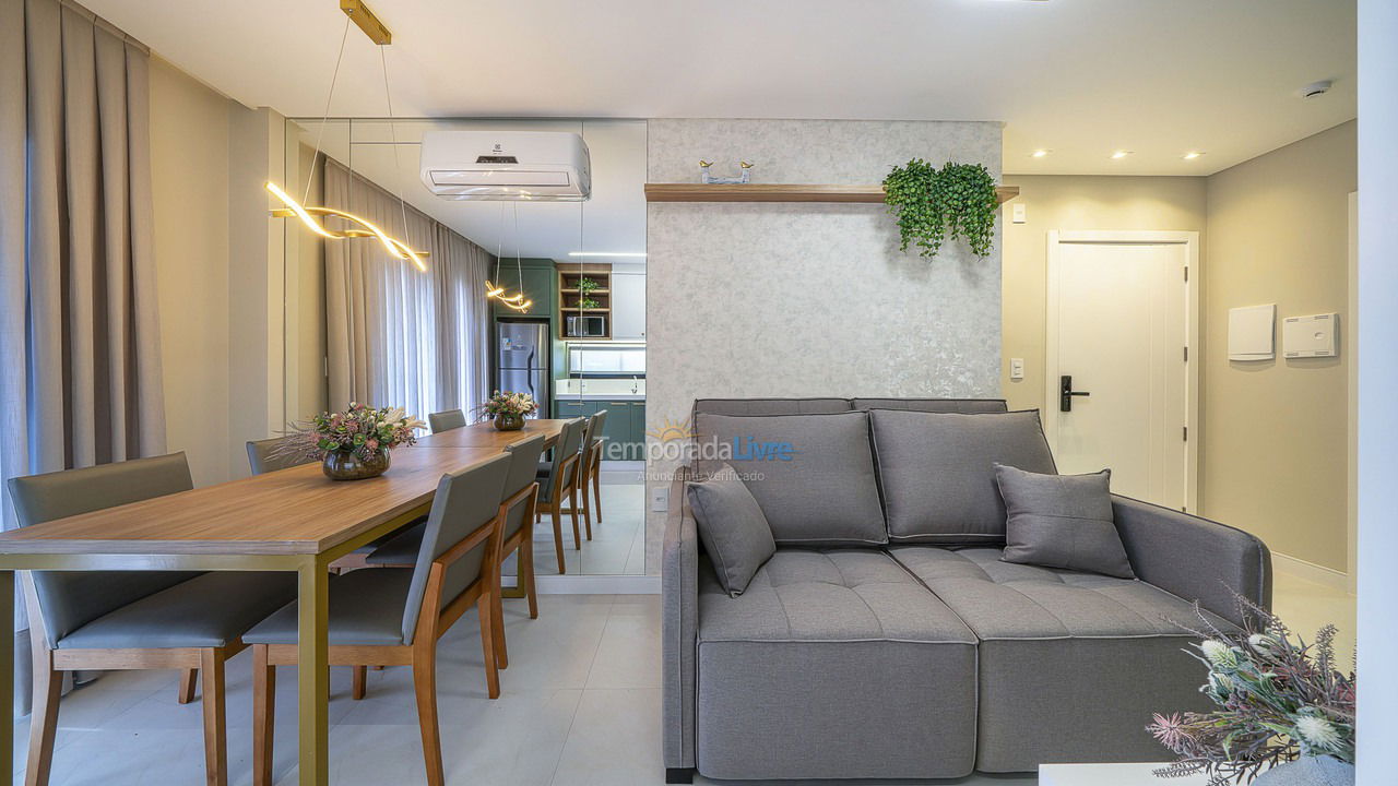 Apartamento para aluguel de temporada em Bombinhas (Praia de Bombas)