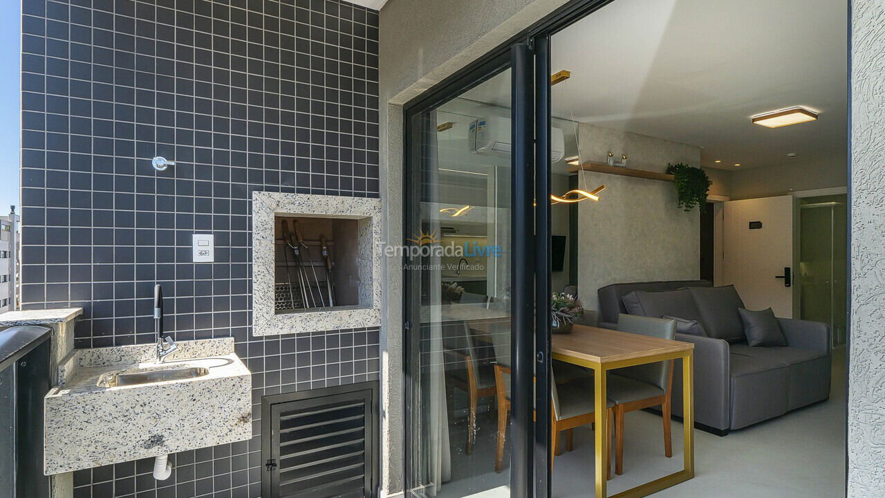 Apartamento para aluguel de temporada em Bombinhas (Praia de Bombas)