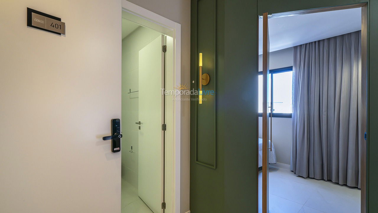 Apartamento para aluguel de temporada em Bombinhas (Praia de Bombas)