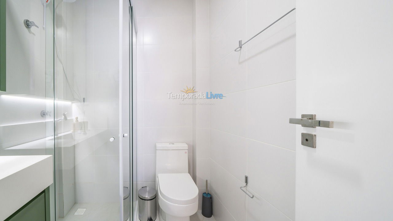 Apartamento para aluguel de temporada em Bombinhas (Praia de Bombas)