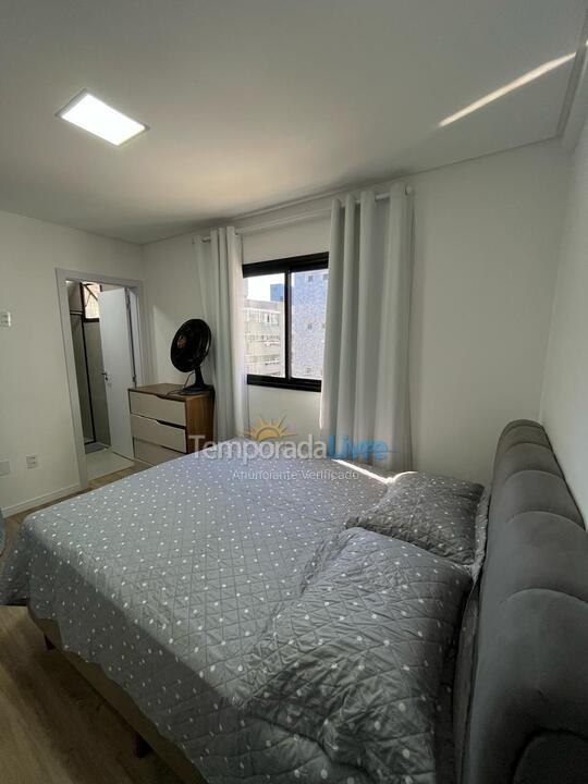 Apartamento para alquiler de vacaciones em Bombinhas (Praia de Bombas)