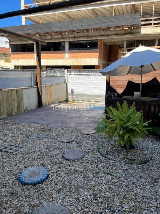 House for vacation rental in Bombinhas (Praia de Bombas)