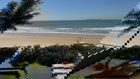 5-BEDROOM SEASIDE HOUSE ON CANTO GRANDE BEACH