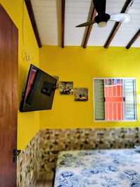 Casa/chalé Ilhabela/varanda churras/Aceita Pet/WIFi250/Ar Cond./Garg
