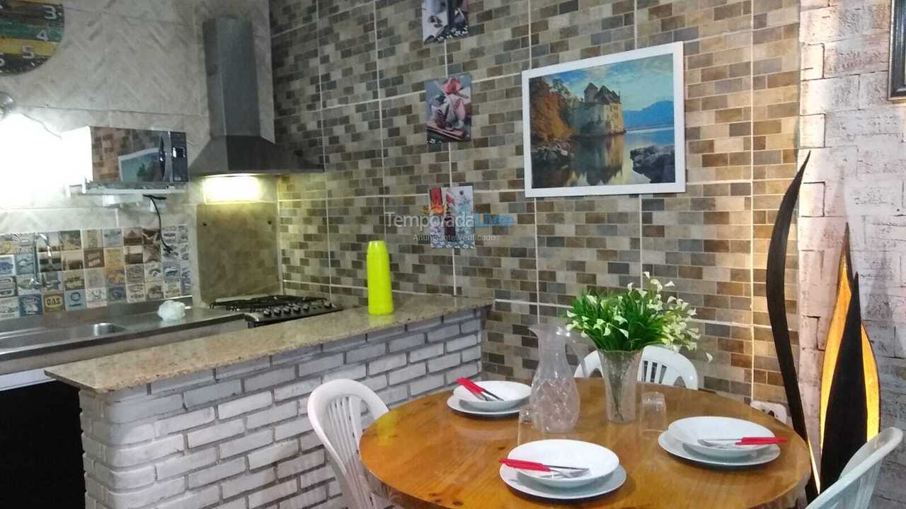 Casa para aluguel de temporada em Ilhabela (Perequê)