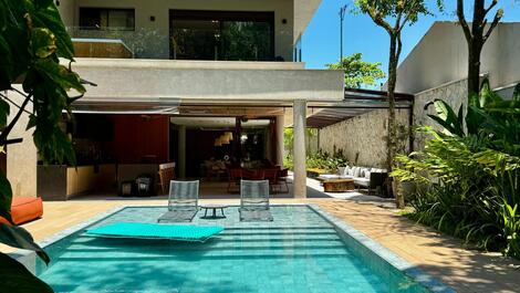 CASA ALTO PADRÃO NA PEAIA DE CAMBURY
