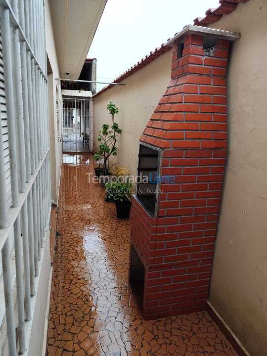 Casa para alquiler de vacaciones em Praia Grande (Vila Mirim)