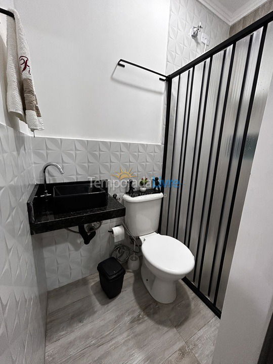 Casa para aluguel de temporada em Ubatuba (Maranduba)