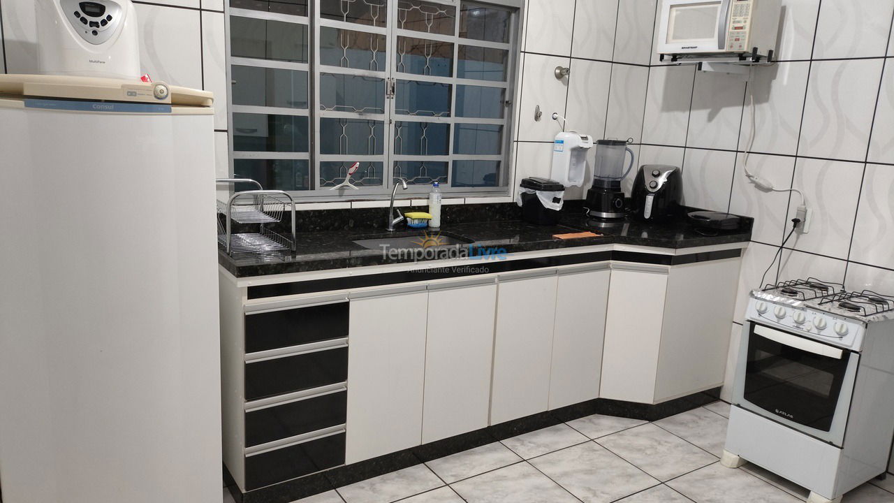 Casa para aluguel de temporada em Pirapora (Nova Pirapora)