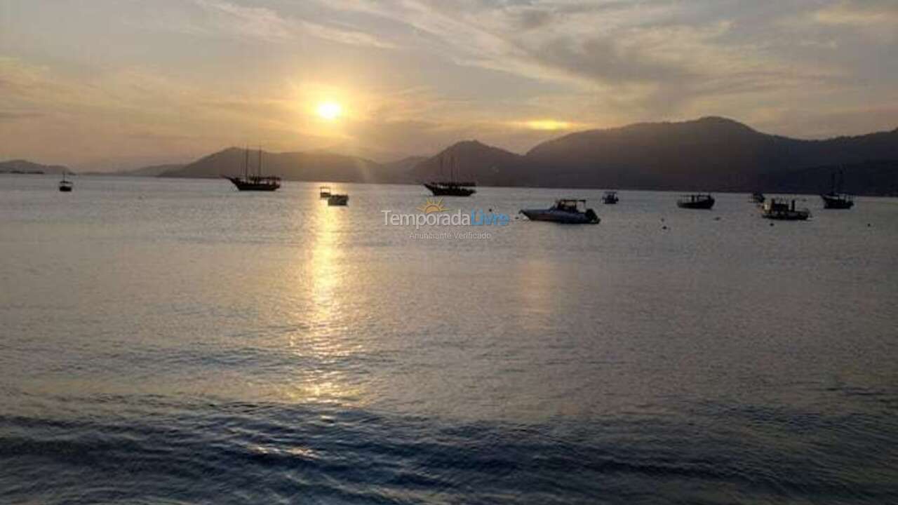 Apartamento para alquiler de vacaciones em Angra dos Reis (Praia da Biscaia)