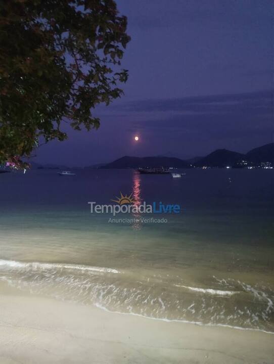 Apartamento para alquiler de vacaciones em Angra dos Reis (Praia da Biscaia)