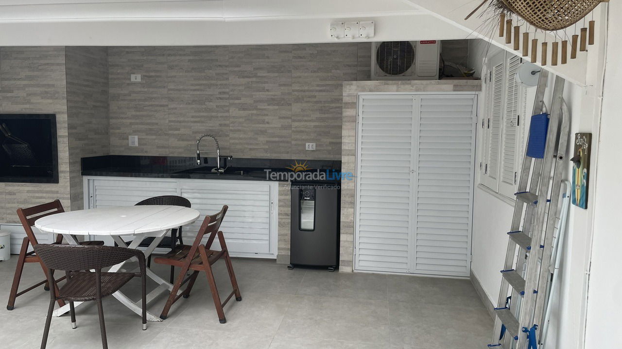 Casa para aluguel de temporada em São Sebastião (Maresias)