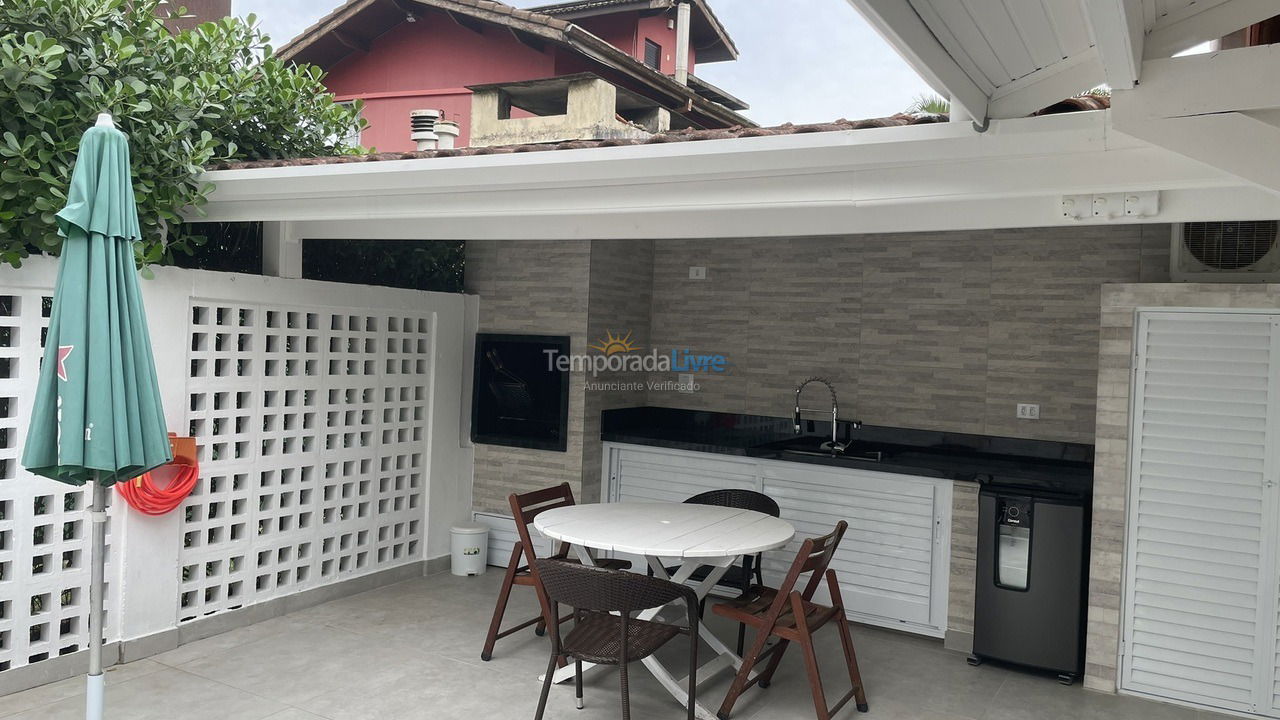 Casa para aluguel de temporada em São Sebastião (Maresias)