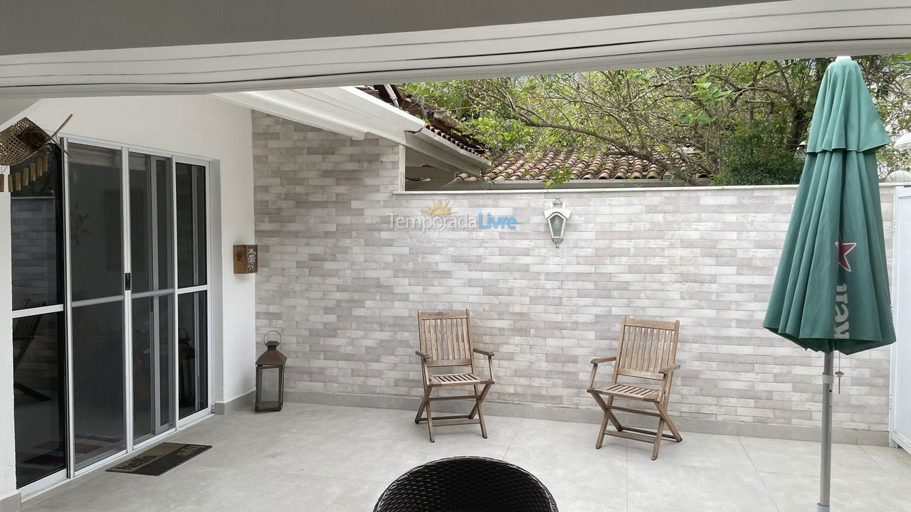 Casa para aluguel de temporada em São Sebastião (Maresias)