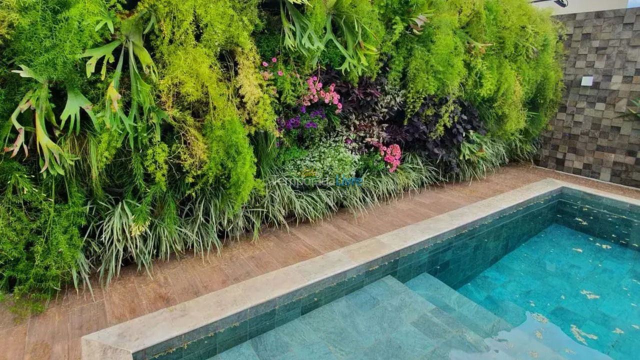 House for vacation rental in Florianopolis (Jurerê Internacional)