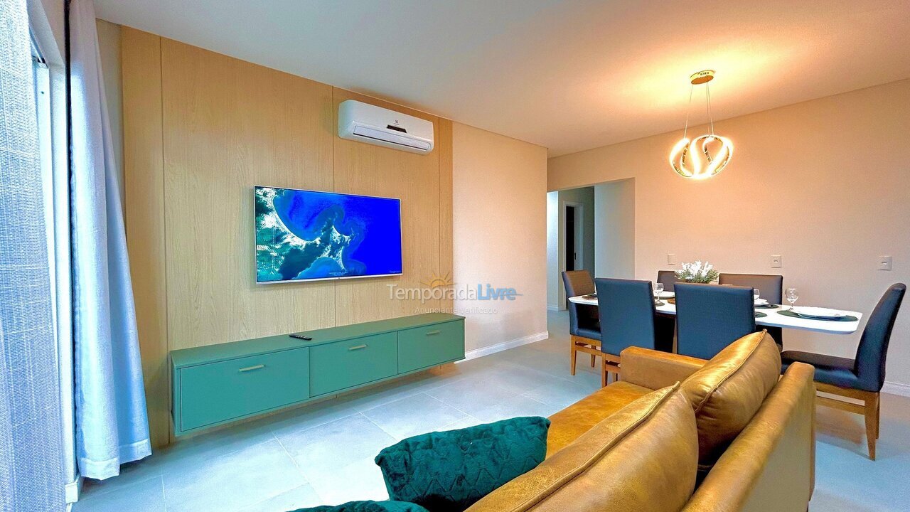Apartamento para aluguel de temporada em Bombinhas (Canto Grande)