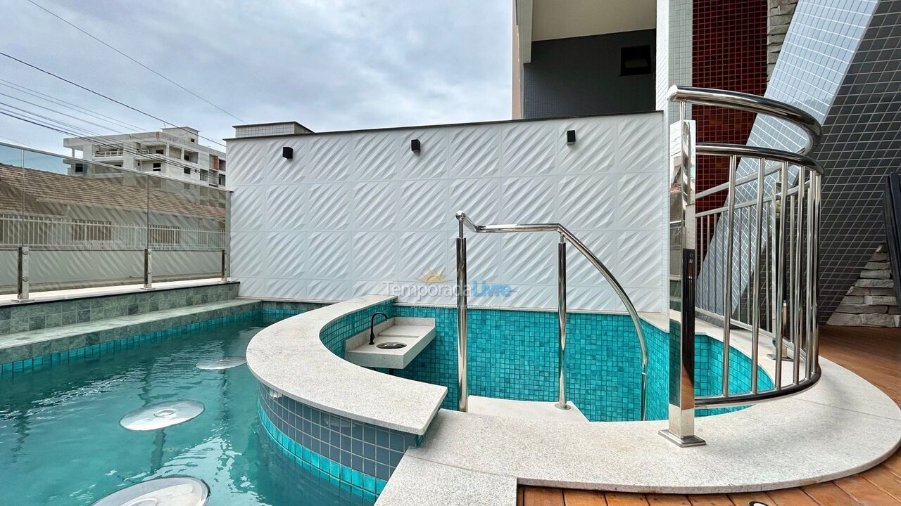 Apartment for vacation rental in Bombinhas (Praia de Bombas)