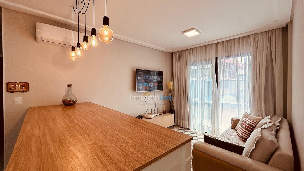 Apartment for vacation rental in Bombinhas (Mariscal)