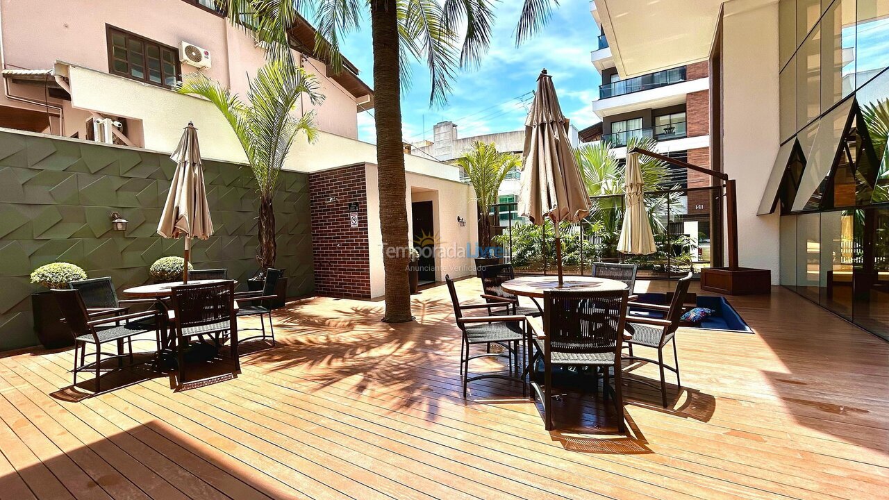 Apartment for vacation rental in Bombinhas (Praia de Bombas)