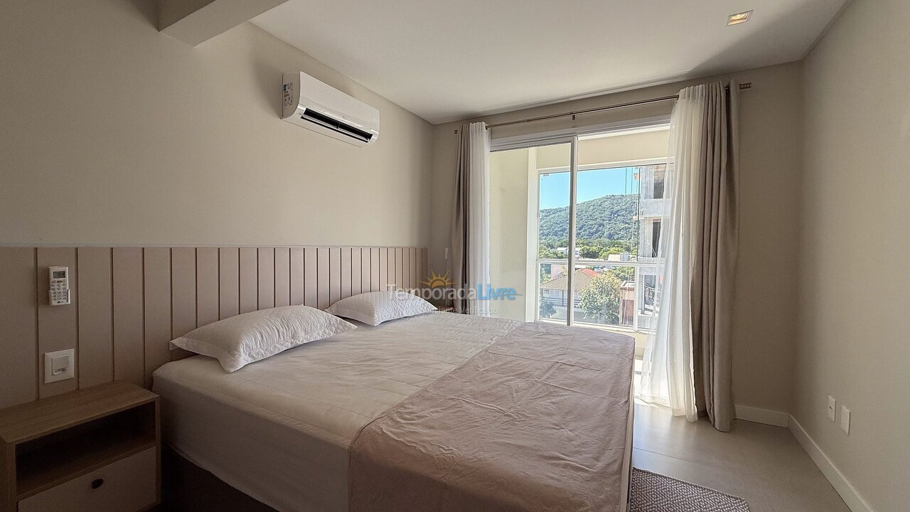 Apartment for vacation rental in Bombinhas (Mariscal)