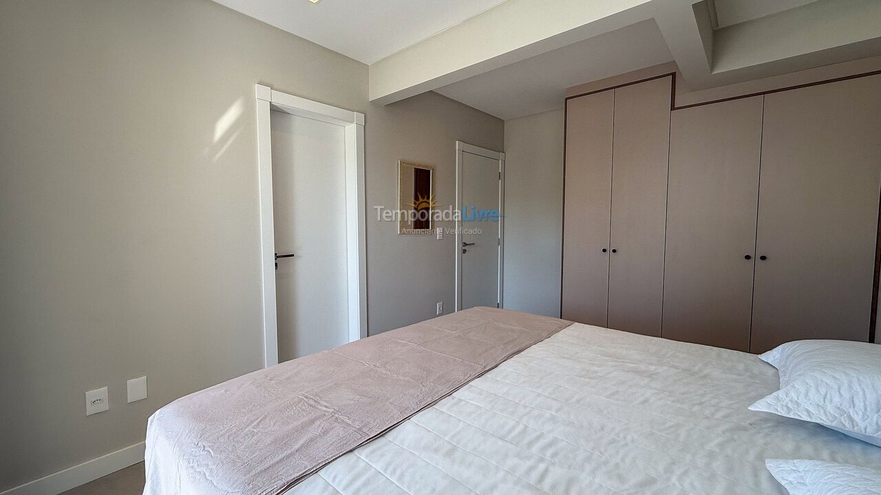 Apartment for vacation rental in Bombinhas (Mariscal)
