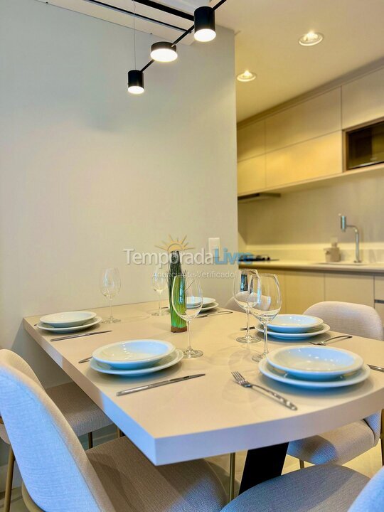 Apartamento para aluguel de temporada em Bombinhas (Praia de Bombas)