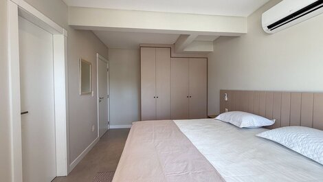 201 - Spacious duplex with 3 suites in Mariscal