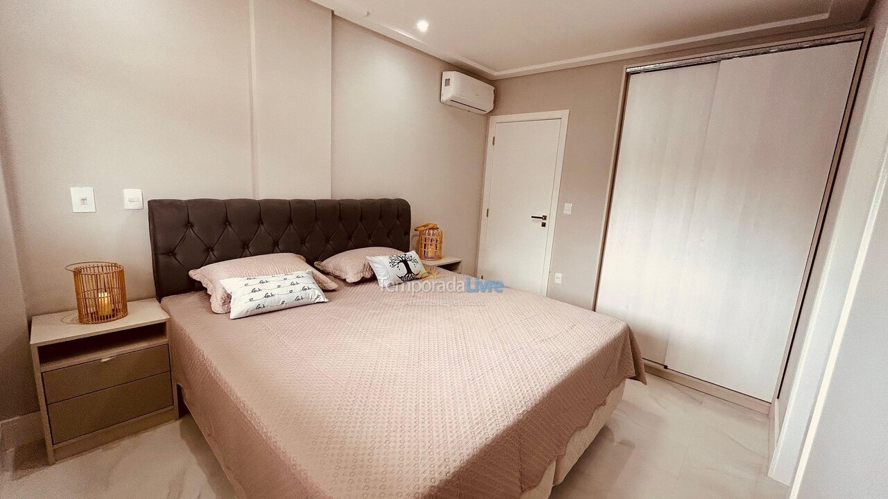 Apartment for vacation rental in Bombinhas (Mariscal)