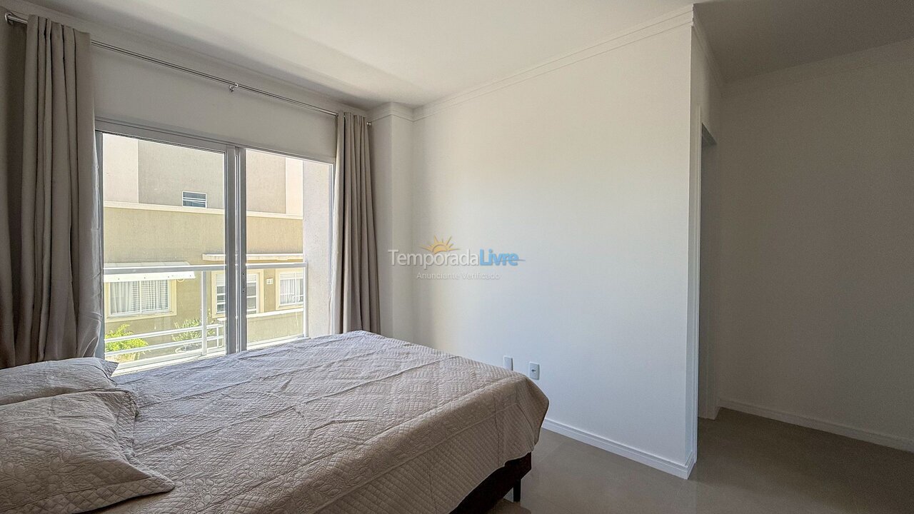 Apartment for vacation rental in Bombinhas (Praia de Bombas)