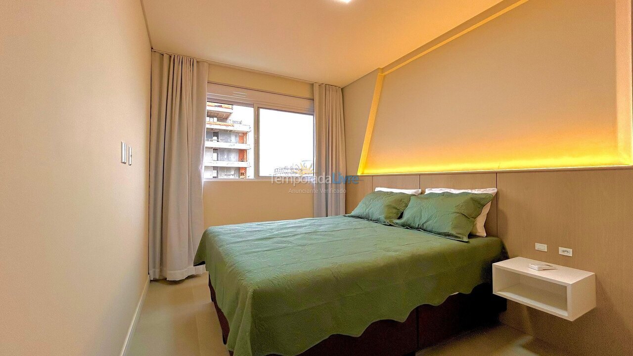 Apartamento para aluguel de temporada em Bombinhas (Canto Grande)
