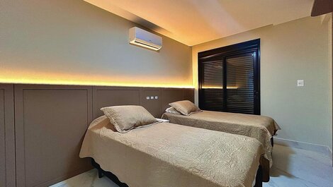 406 - Apartment on Bombas beach