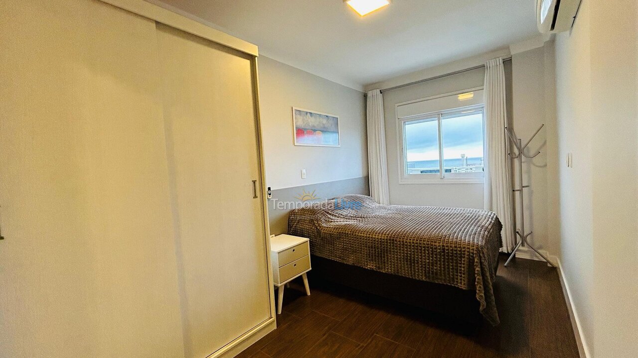 Apartment for vacation rental in Bombinhas (Praia de Bombas)