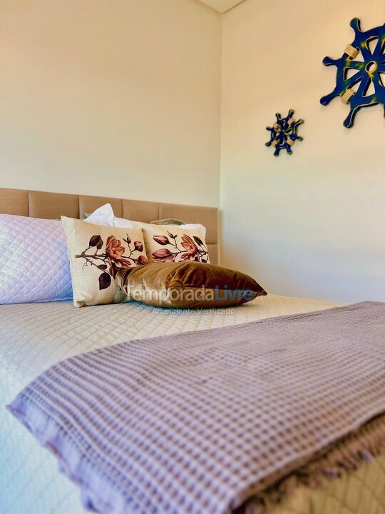 Apartamento para aluguel de temporada em Bombinhas (Praia de Bombas)