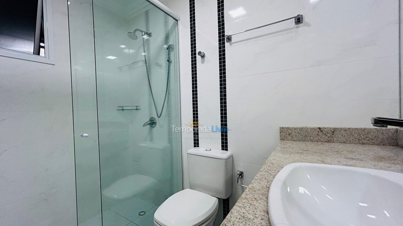 Apartment for vacation rental in Bombinhas (Praia de Bombas)