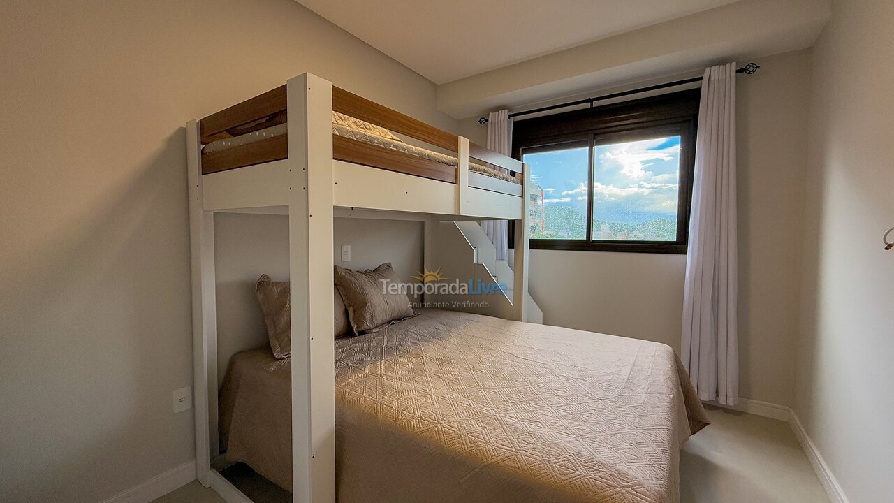 Apartment for vacation rental in Bombinhas (Praia de Bombas)