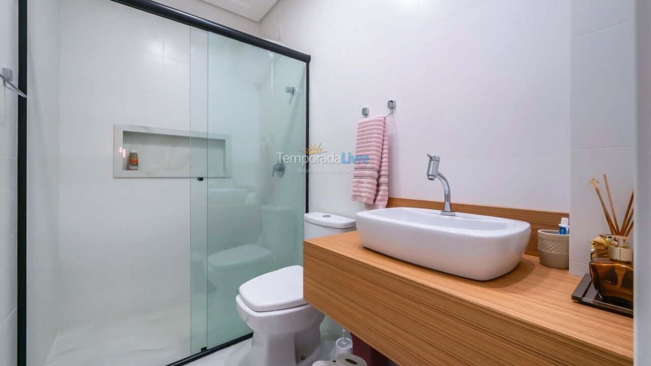 Apartment for vacation rental in Bombinhas (Mariscal)