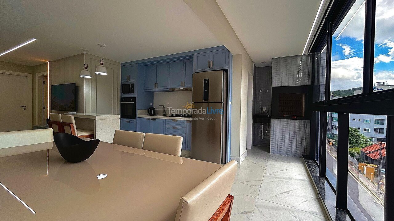 Apartment for vacation rental in Bombinhas (Praia de Bombas)