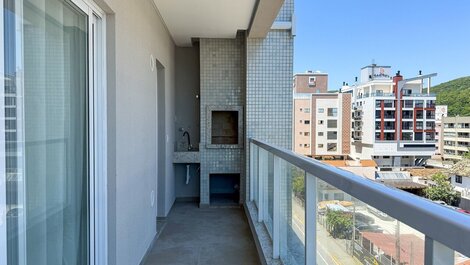 407- 2-suite apartment near the beach