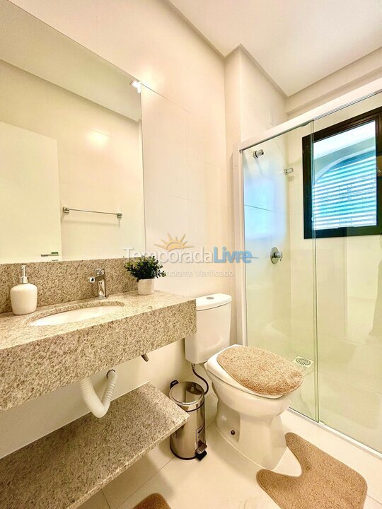 Apartamento para aluguel de temporada em Bombinhas (Praia de Bombas)