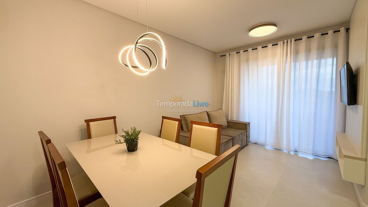 Apartment for vacation rental in Bombinhas (Praia de Bombas)