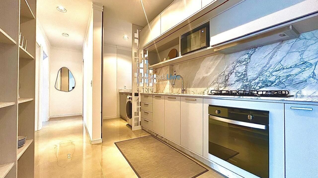 Apartamento para aluguel de temporada em Bombinhas (Praia de Bombas)