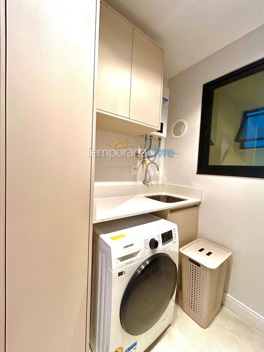 Apartamento para aluguel de temporada em Bombinhas (Praia de Bombas)