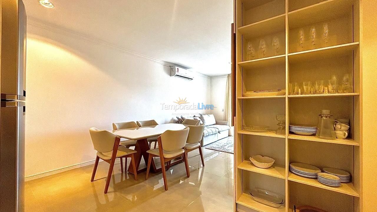 Apartamento para aluguel de temporada em Bombinhas (Praia de Bombas)