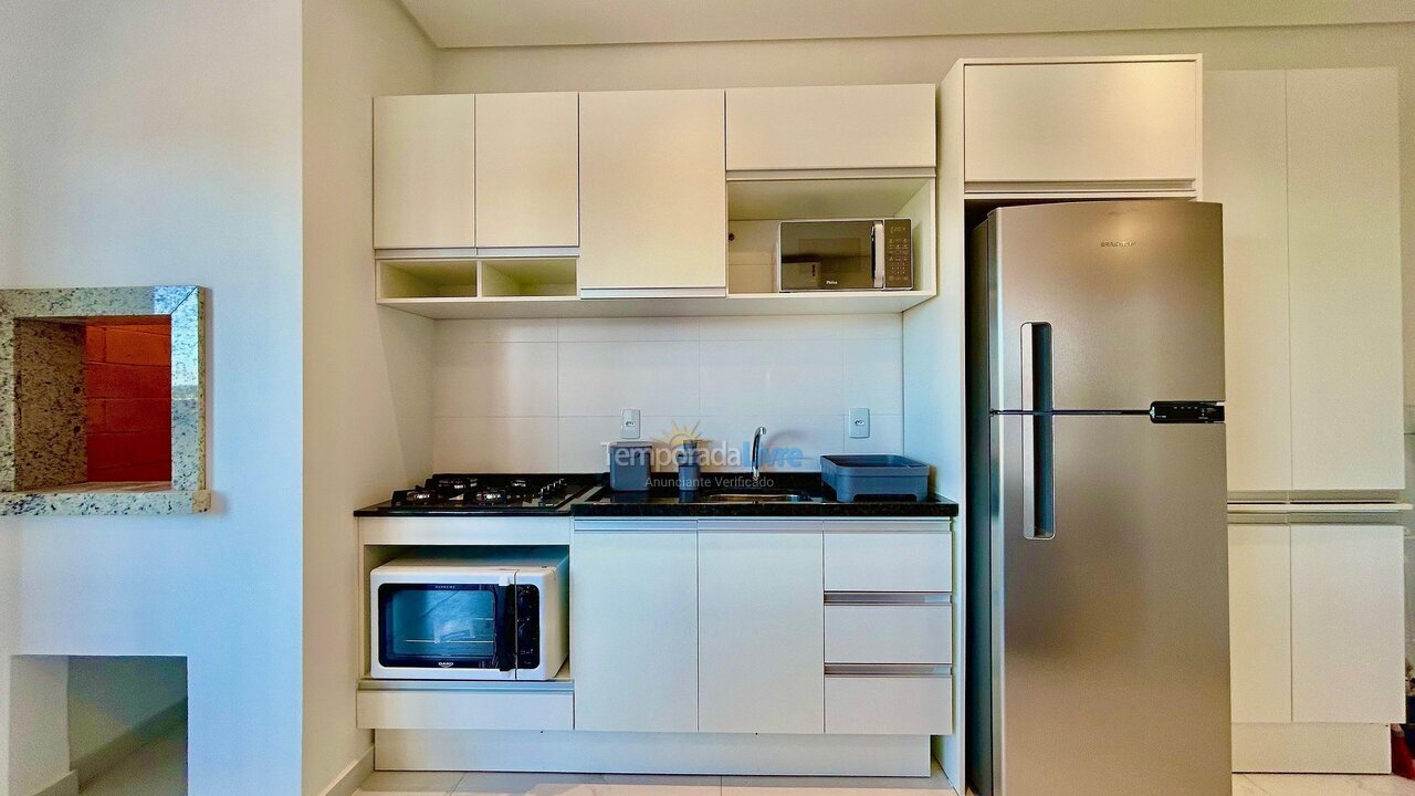 Apartamento para aluguel de temporada em Bombinhas (Praia de Bombas)