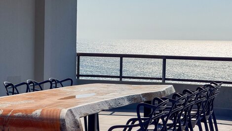 130 - High Standard Apartment Bombas Beach
