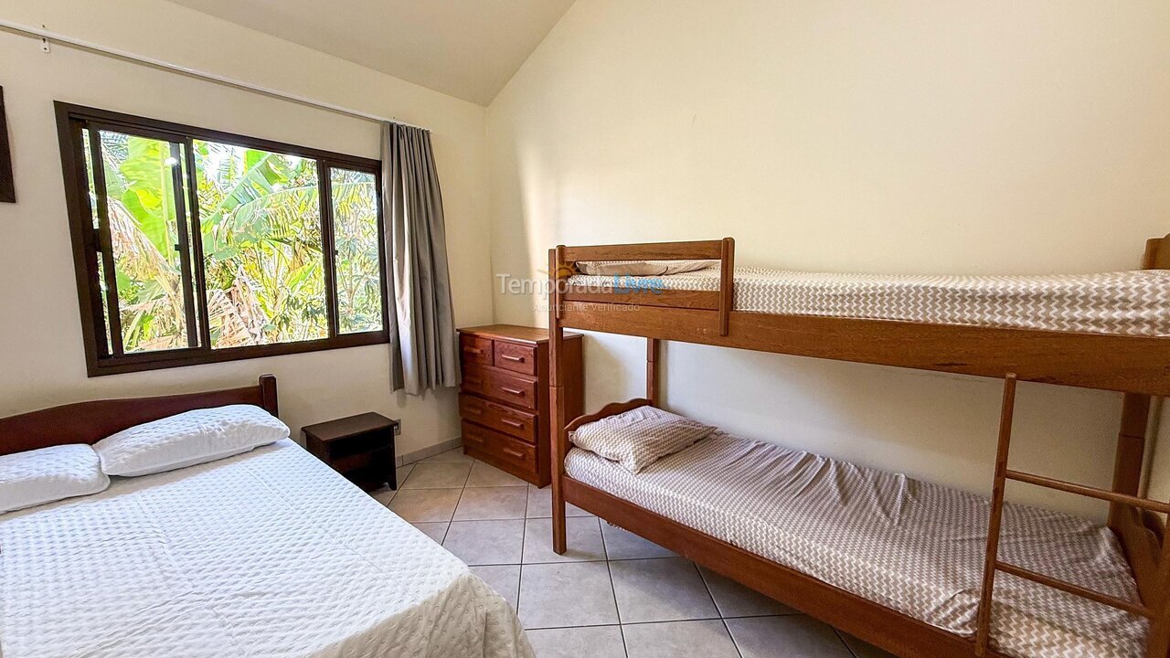 Apartment for vacation rental in Bombinhas (Praia de Bombas)