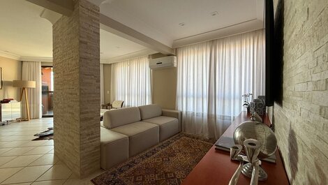 130 - High Standard Apartment Bombas Beach