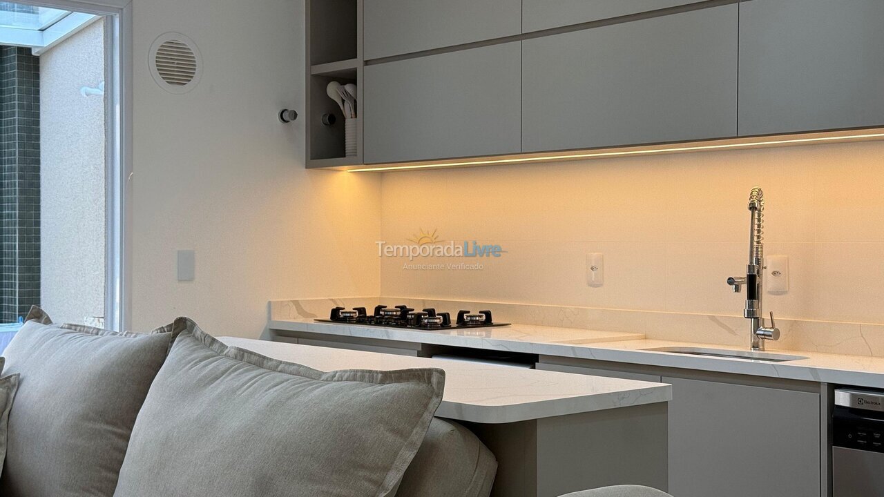 Apartamento para alquiler de vacaciones em Bombinhas (Praia de Bombas)